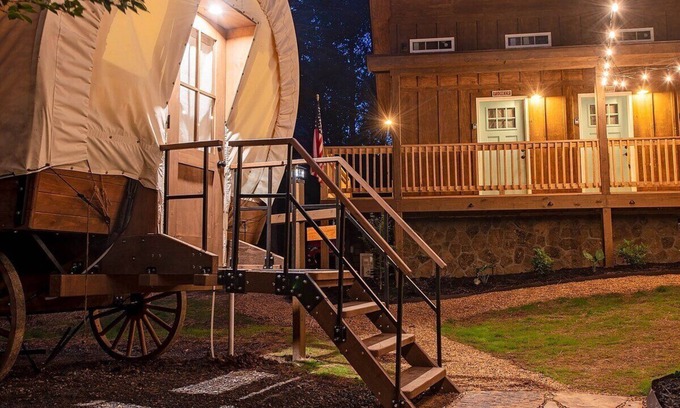 Benton Apartment | The Pioneer | Real Covered Wagon | King Bed & Bunk