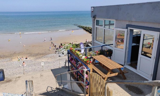 Sheringham House | The Plaice