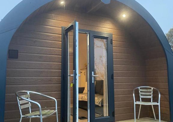 Pathhead Cabin | The Pod With Hot Tub Juniperlea