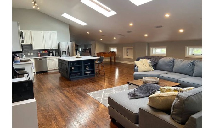 Over-the-Rhine Condo | The Pony Penthouse