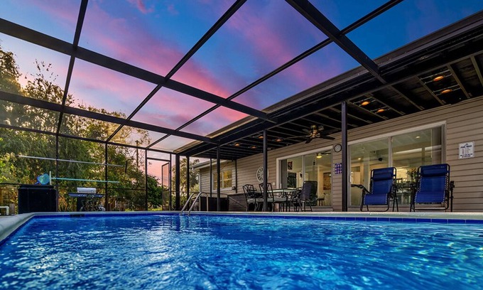Largo House | The Pool House -Private Heated Pool w Entire House ~ PETS WELCOME!
