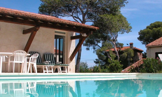 Boulouris-sur-Mer House | The Poolhouse studio + shared private heated pool
