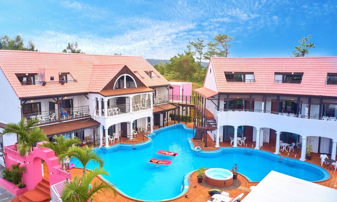 Nakama Hotel | The PoolResort OKINAWA