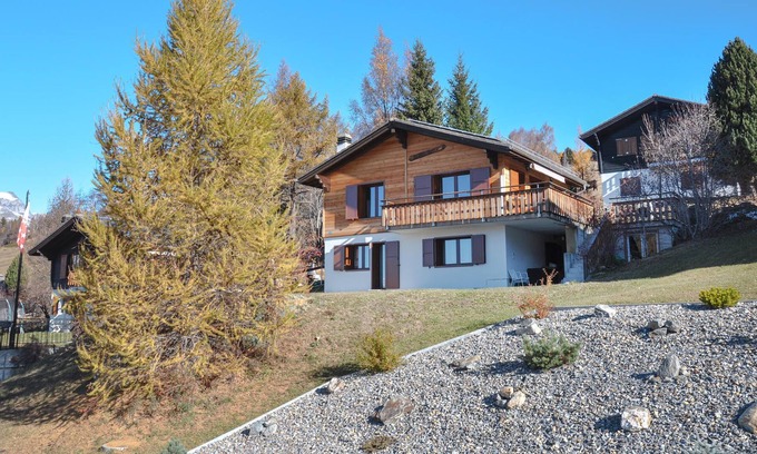 Buerchen House | The popular chalet "El Ranchito" is centrally located in the beautiful resort of Bürchen.
