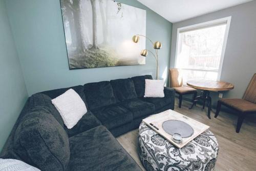 Crestone Apartment | The Portal