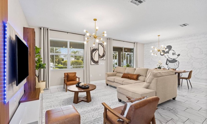 Davenport Apartment | The Power-Up Palace 9BR Home with Private Pool
