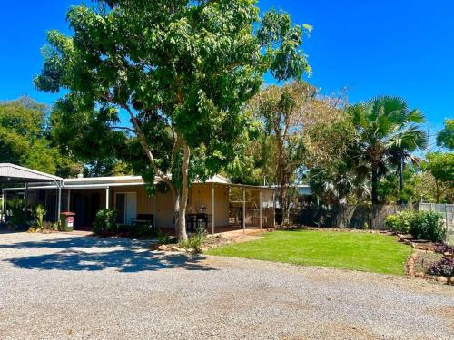 Katherine House | The Quarters