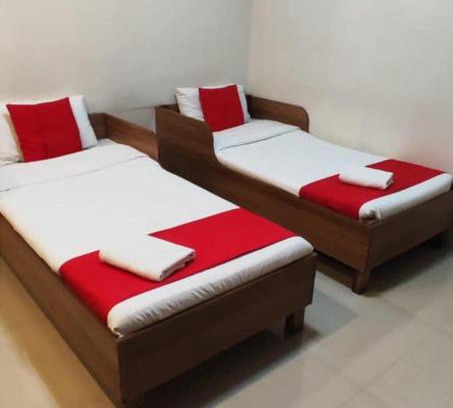 Santa Cruz Hostel | The Quarters