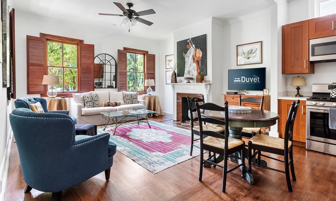 Cannonborough Elliotborough Apartment | The Radiant Retreat by StayDuvet!