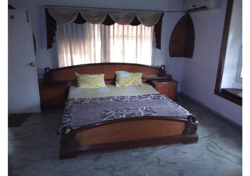 Abu Road Villa | The Raj Villas