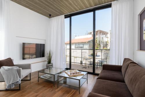Tel Aviv City Center Apartment | The Rambam Residence - By Localz Group