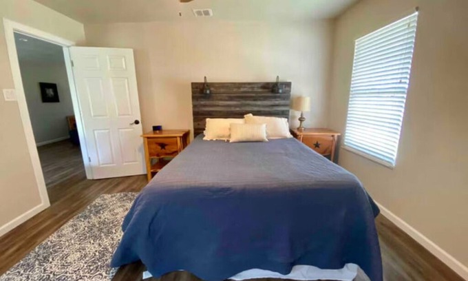 Mico Cabin | The Ranch House near Medina Lake