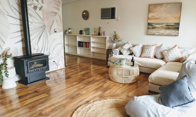 Rosebud House | The Rare Rose Retreat