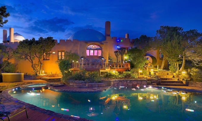 Santa Fe House | The Rass Mandal Residence: A Unique Oasis for Families, Reunions & Getaways