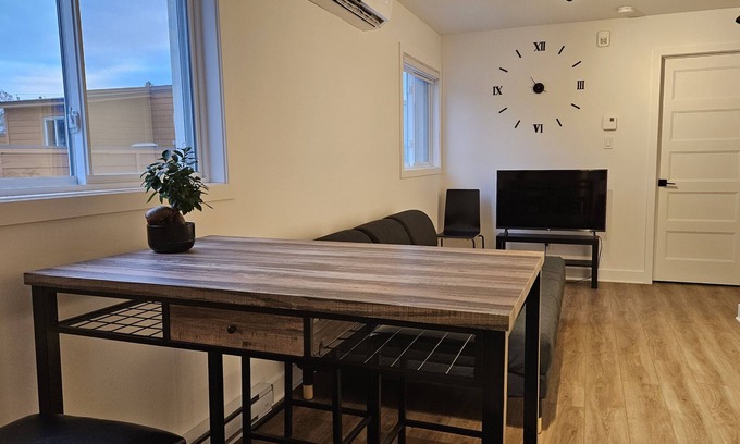 Rawdon Apartment | The Rawdon Queen #6