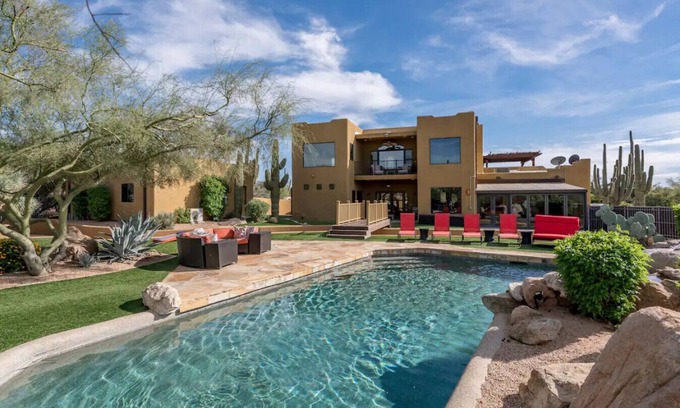 North Scottsdale House | The Red Bird Sanctuary
