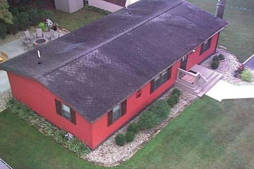 Conneaut Lake Apartment | The Red Haven at Conneaut Lake