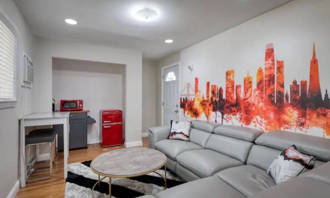 Alum Rock Apartment | The Red Urbanhoop★Urban Sanctuary for Solo/Couples