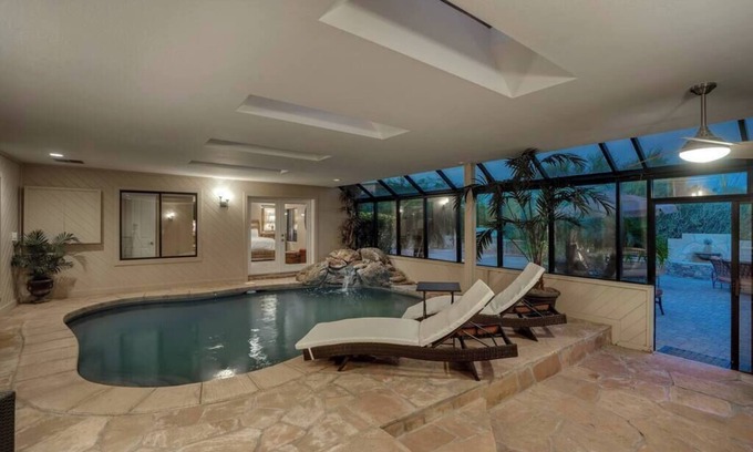 Fountain Hills House | The Refuge Summary: W