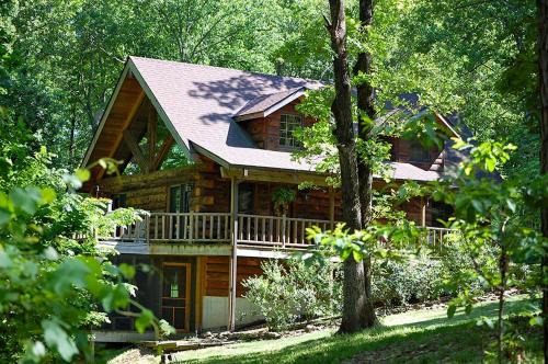 Blue Eye House | The Refuge