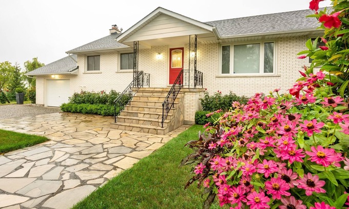 Niagara-on-the-Lake Cottage | The Residence On Seven