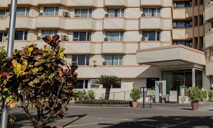 Goregaon East Hotel | The Residence Hotel & Apartments