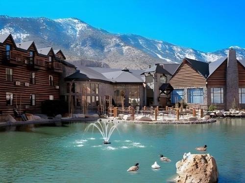 Las Vegas Resort | The Resort on Mount Charleston