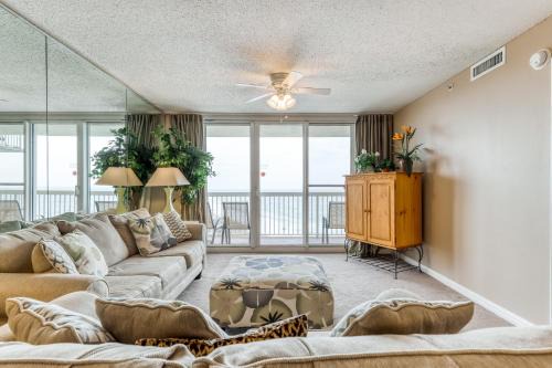 Destin Apartment | The Resorts Of Pelican Beach 1613 Destin (Condo)