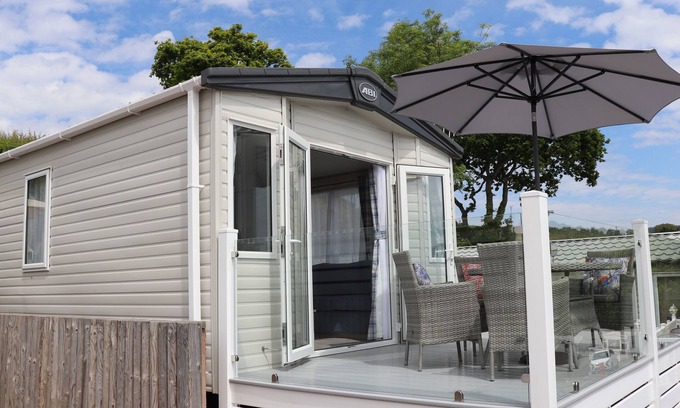 Otterton Cottage | THE RETREAT, family friendly, character holiday cottage in Otterton