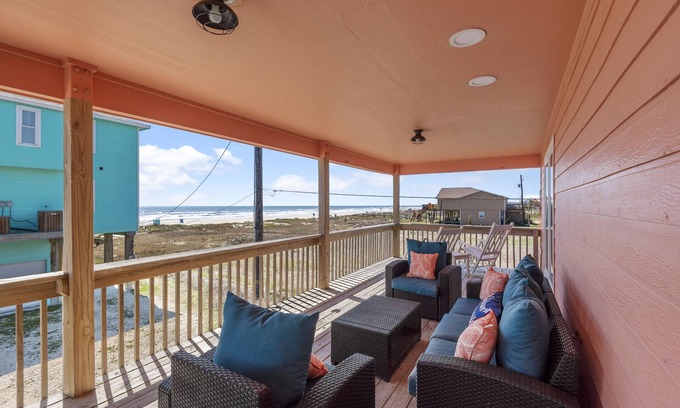 Surfside Beach House | The Rising Sun - 2nd Row - Ocean View Steps from Beach - Pet Friendly 🐶