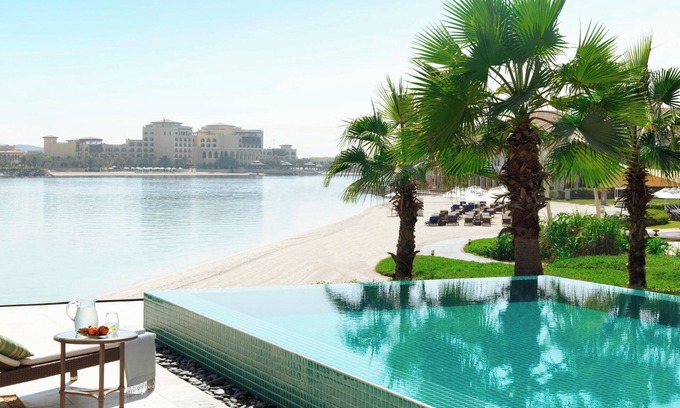 Abu Dhabi Hotel | The Ritz-Carlton Abu Dhabi, Grand Canal