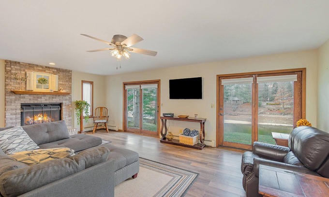 Gladwin House | The Riverside on Lakeshore Drive