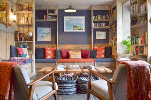 Capel-Curig Hostel | The Rocks at Plas Curig Hostel