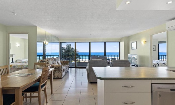 Currumbin Apartment | The Rocks Resort Unit 4i