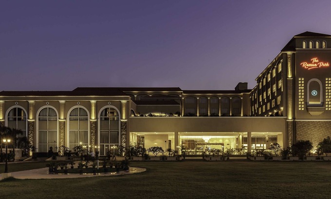 Durg Hotel | The Roman Park