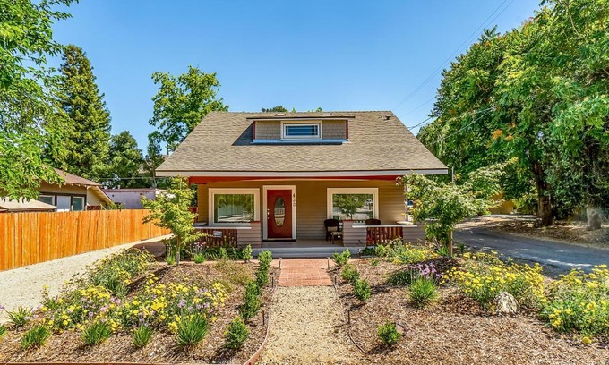 Paso Robles House | The Roost