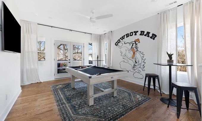 South Nashville House | The Rosemary – Pool Table & Central Location
