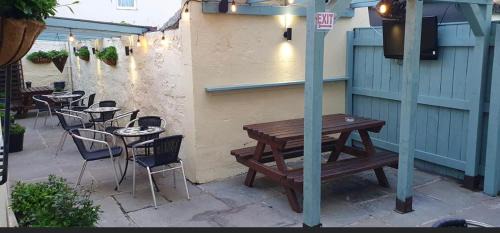 Staithes Bed & Breakfast | The Royal George Staithes