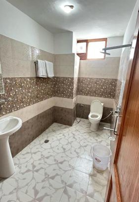 New Manali House | The Royal Ocean