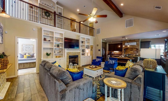 Cape Royale House | The Royale Prince