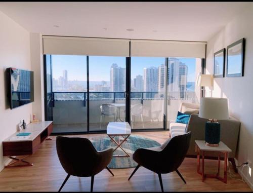 Surfers Paradise Apartment | The Ruby Retreat Surfers