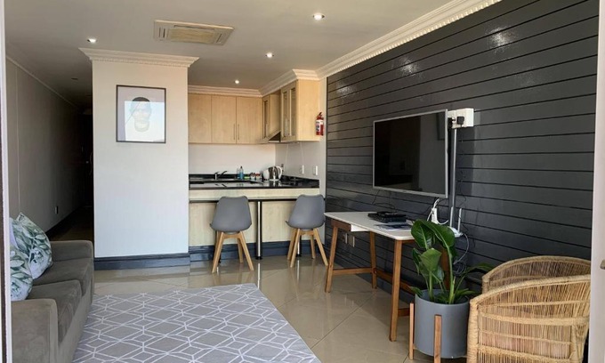Durban Point Apartment | The Sails G609