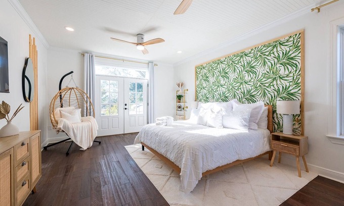 Henderson Point House | The Salty Bungalow - Pool, Pet Friendly, Walking distance to Beach!