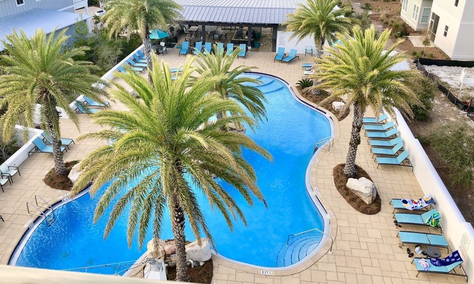 Santa Rosa Beach House | The Salty Lupine- Resort Style Heated Pool, FREE Bikes, Beach Chairs