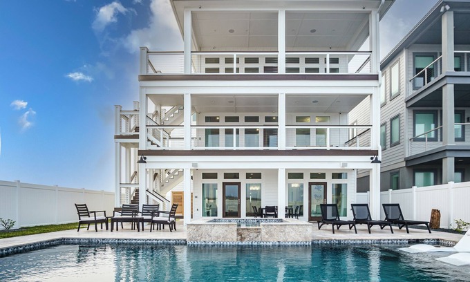 Port Aransas House | The Sanctuary | Beachfront, Custom-Built Home