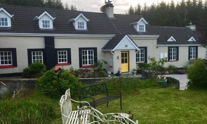 Murroogh House | The Sanctuary: Secluded 5 Bed Cottage sleeps 11