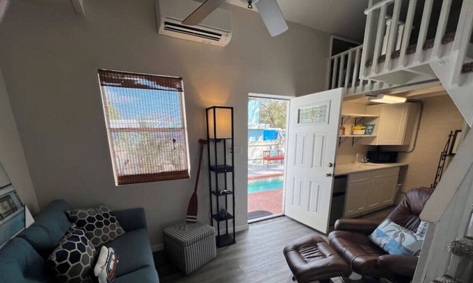 Kingston Apartment | The Sandbar Studio w/ Lap Pool