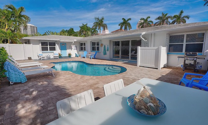 Singer Island Apartment | "The Sandy Shore 2" 5-Star Retreat