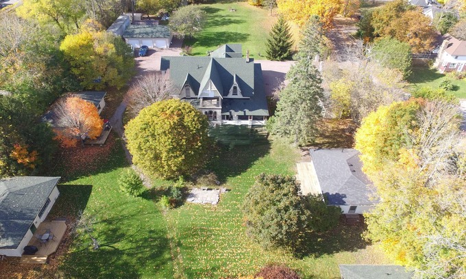Coboconk Cottage | The Saucy Willow Inn & Cottages on Balsam Lake