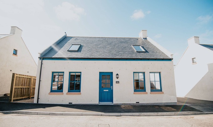 Cullen Cottage | The Seafield Arms Hotel Cullen – Self Catering